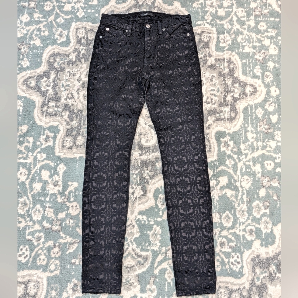 Woman's Black Embroidered Pants By 7 Of All Mankind SZ 26
